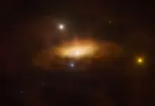 Astronomen zien een enorm zwart gat ontwaken